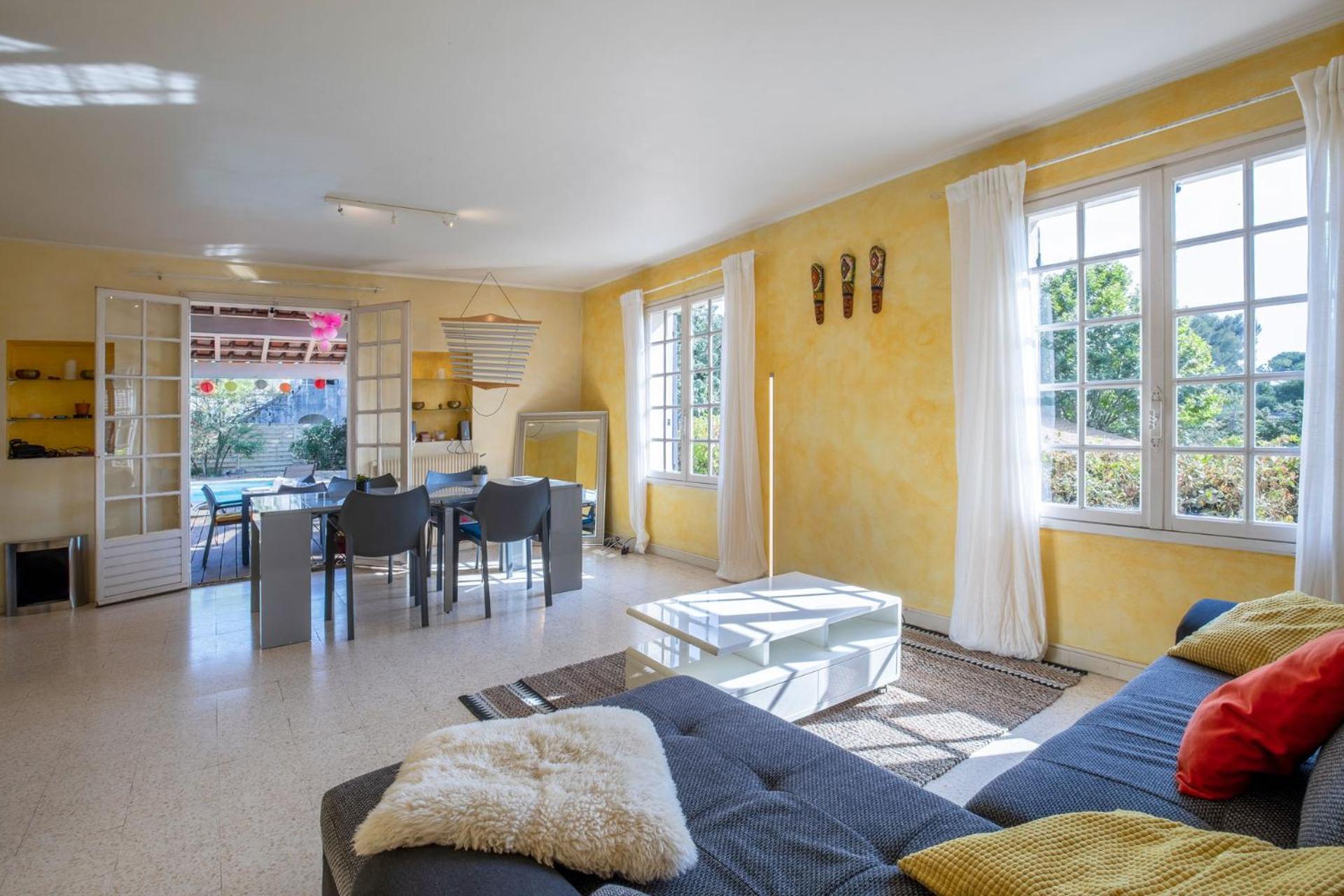 Villa Lumineuse Avec Piscine Chambres Ou Villa Saint-Georges-dʼOrques エクステリア 写真